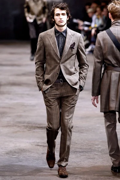 Look 20